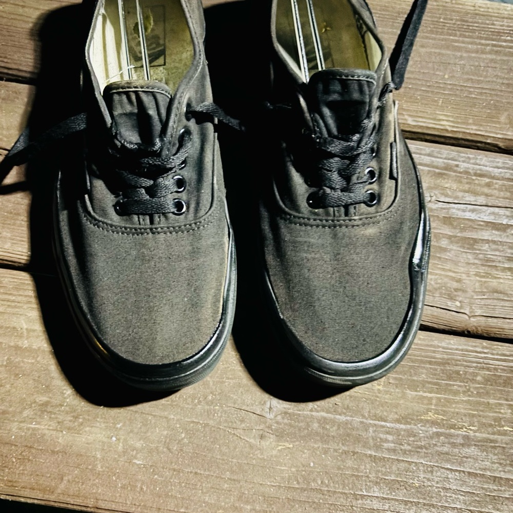 Black Vans Authentic trainers size 10.5good condition - Picture 5 of 5